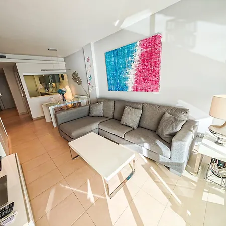 Апартаменты Litoral Costa Dorada - Tropicana Mar Only Families Камбрильс