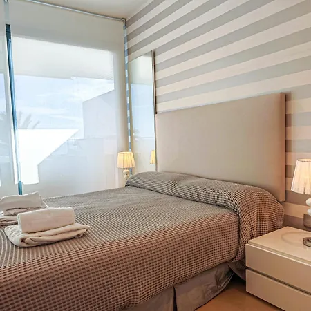 Litoral Costa Dorada - Tropicana Mar Only Families Апартаменты