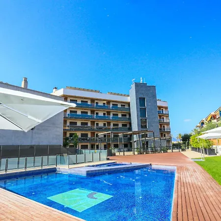 Apartment Tropicana Mar Litoral - Only Families *
